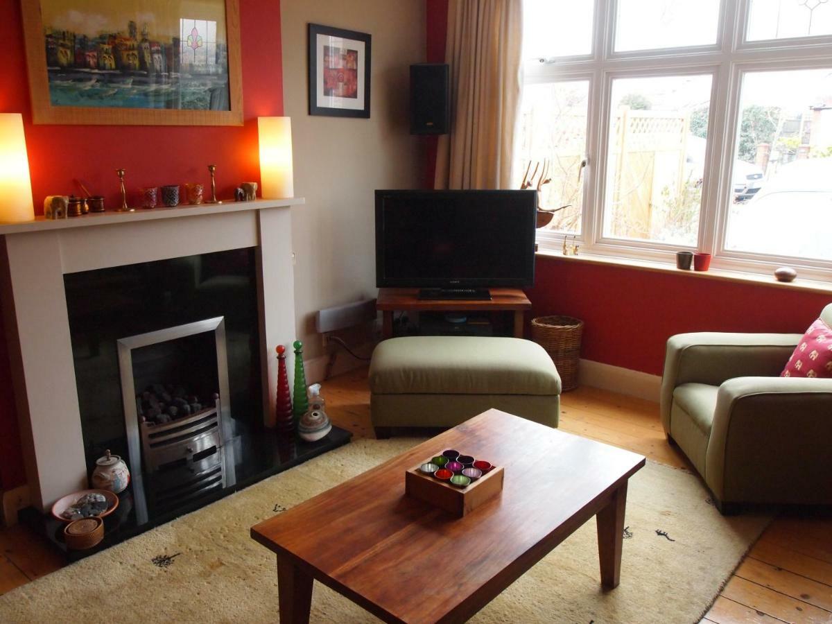Morden Friendly Home In South London المظهر الخارجي الصورة
